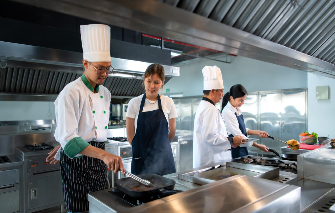 Making Sure Your Commercial Kitchen Exhaust Stays Clean with an Exhaust
